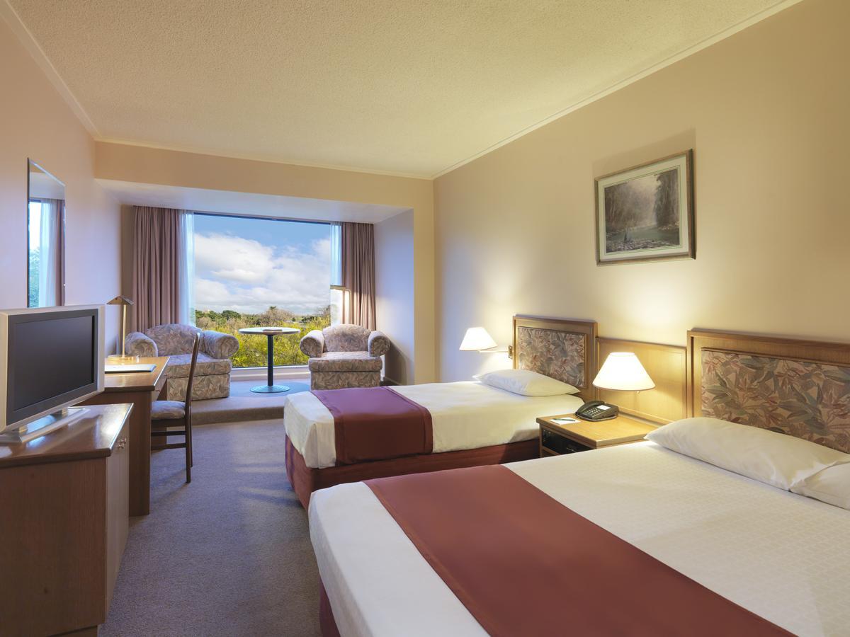 Bayview On The Park Hotel เมลเบิร์น ภายนอก รูปภาพ